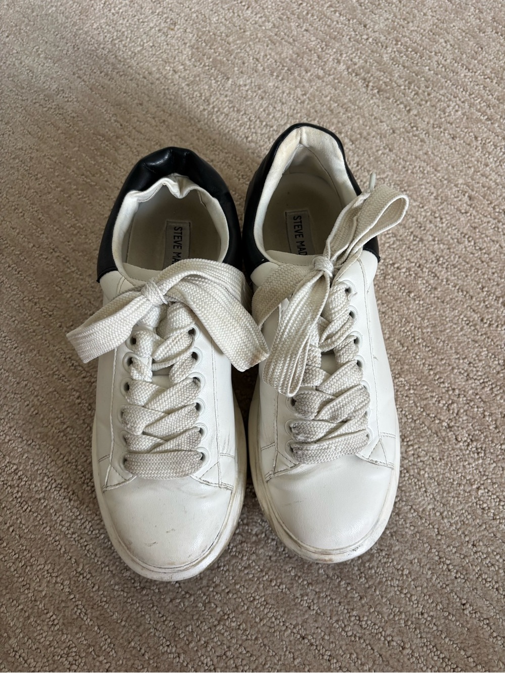 Steve Madden White Sneakers with Black Heel Tab